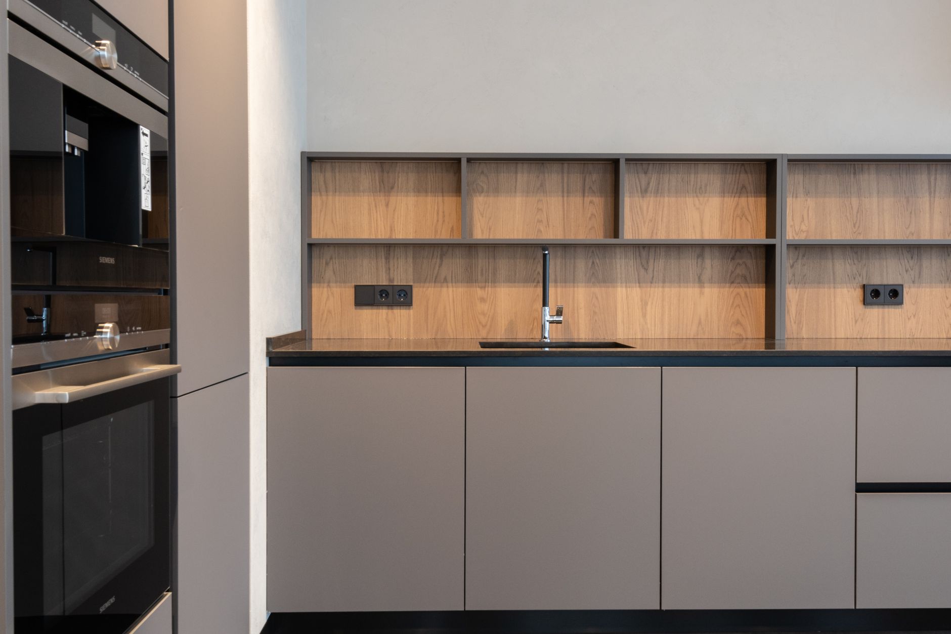 Keukenrenovaties en keukenmontage door GSG Onderhoud